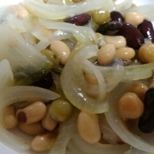 洋食のための常備菜☆豆とオリーブのサラダ